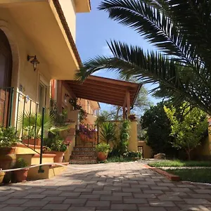 villa-rahal.sicilyhotelsitaly.net/