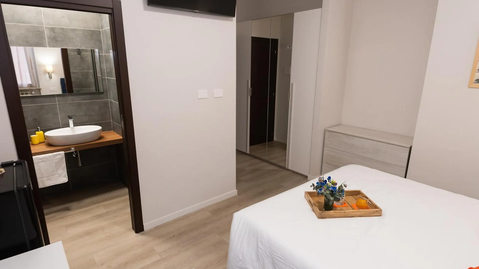 Piol Guest House Rome Italy